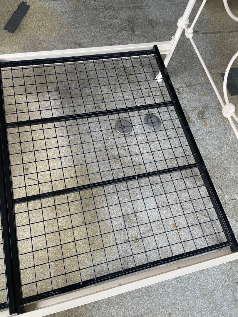 ローラアシュレイ　ベッドフレーム　オフホワイト