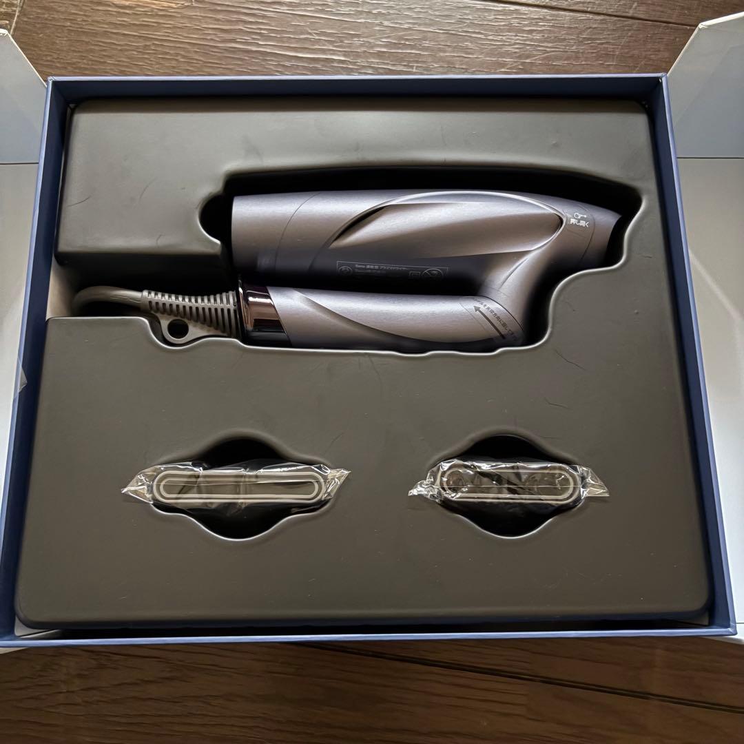 ilano Brighte ELECTRIC ヘアドライヤー グレー