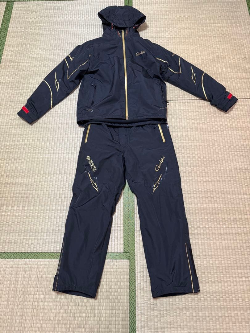 フィッシングスーツ(上下セット) 裏起毛春秋冬用Lサイズ 黒