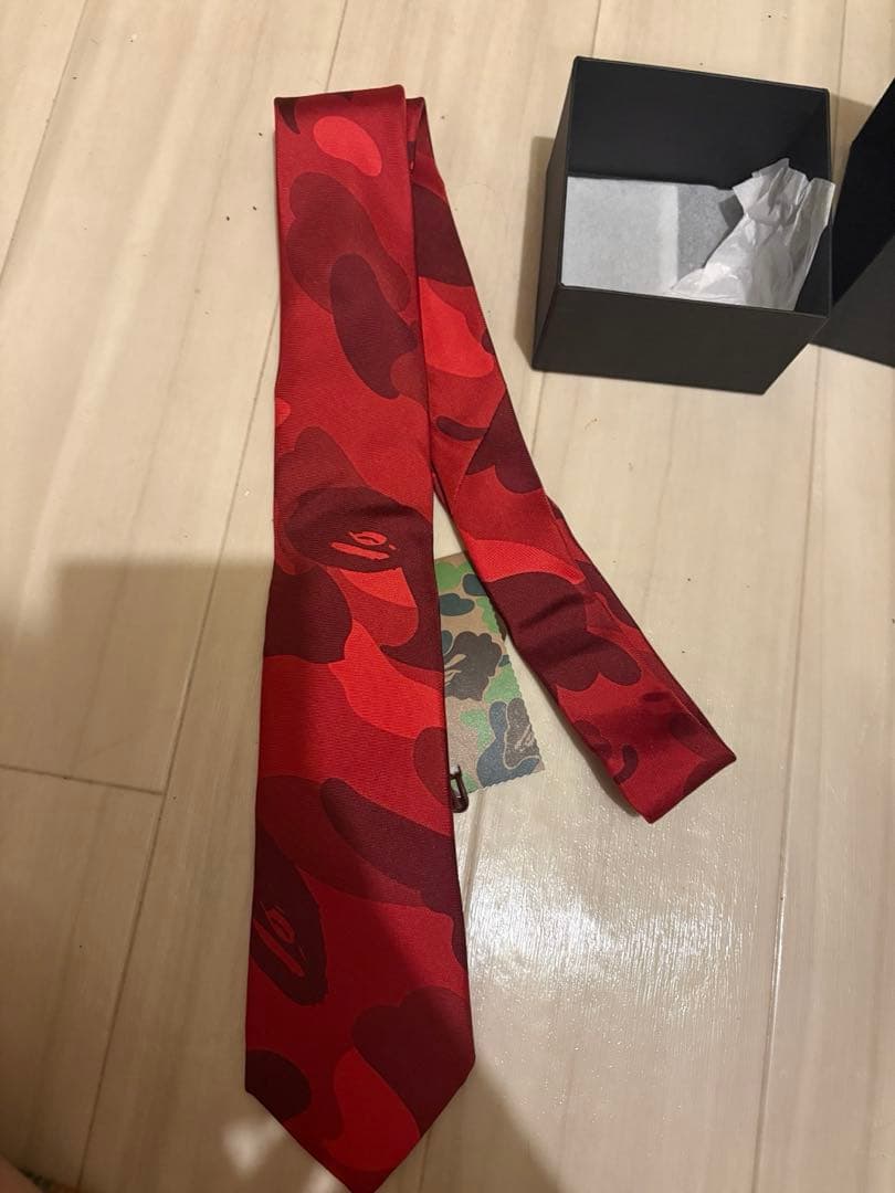 ス*オ様 MR.BATHING APE カモ柄 camo ネクタイ
