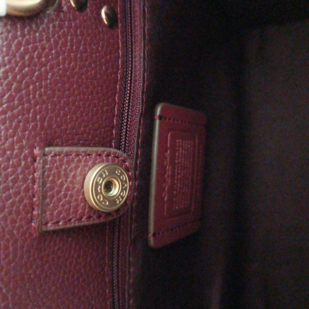 専用新品☆COACH ショルダーバッグ　デンプシー トート 22 シグネチャー