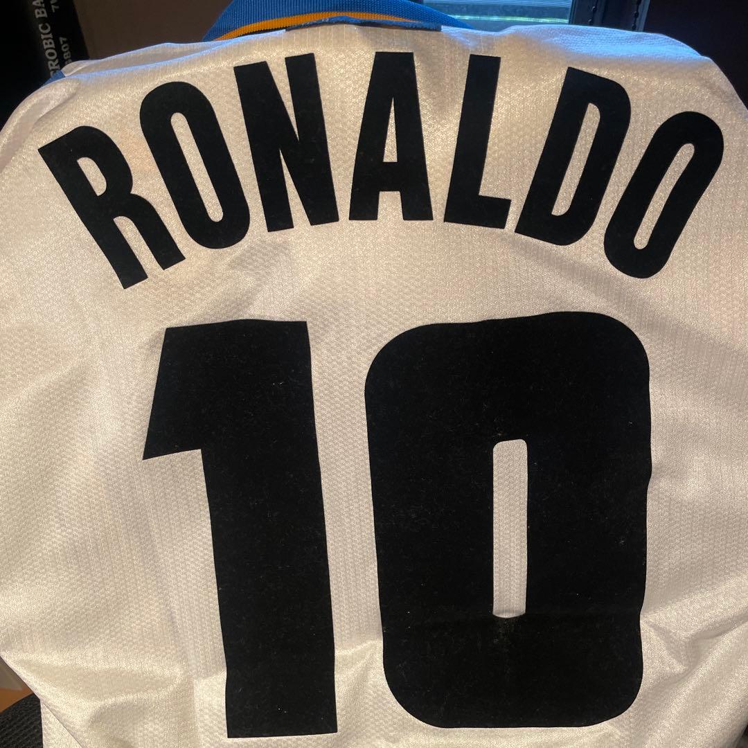 インテル RONALDO 背番号10 ユニフォームシャツ UMBRO