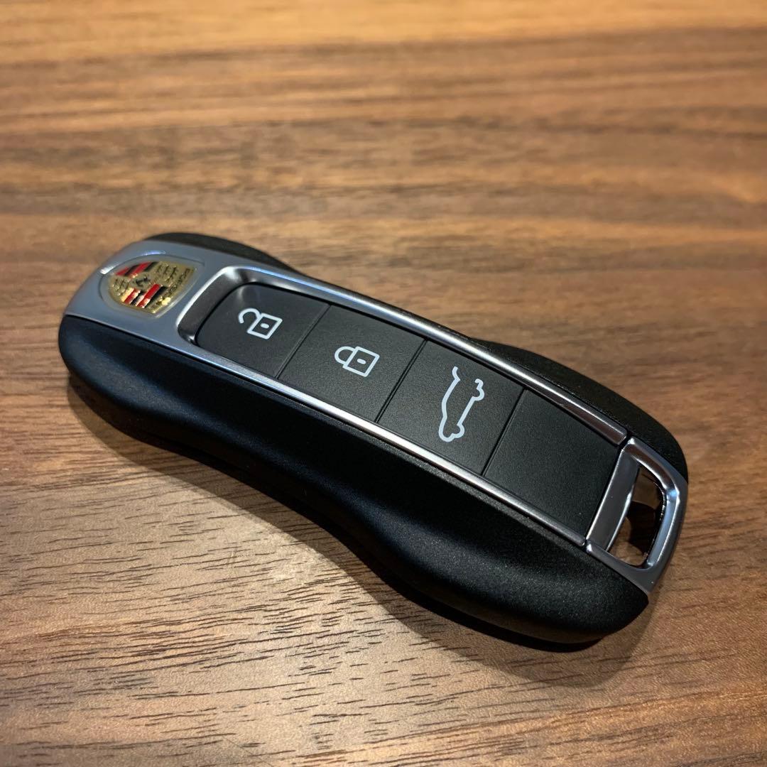 日曜限定値下‼️超美品‼️新型ポルシェ 2025年リモコンキー