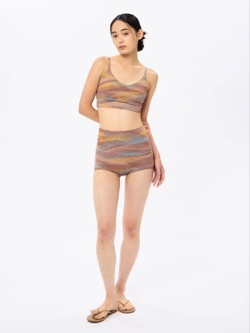 Speedo breath スピード　ラナビキニ トップス　水着