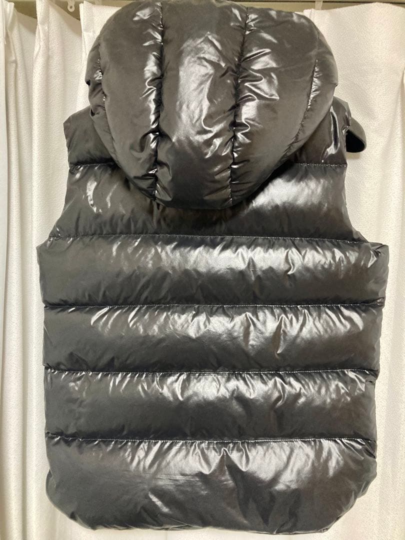 TATRAS フード付きダウンベスト 黒 サイズ02