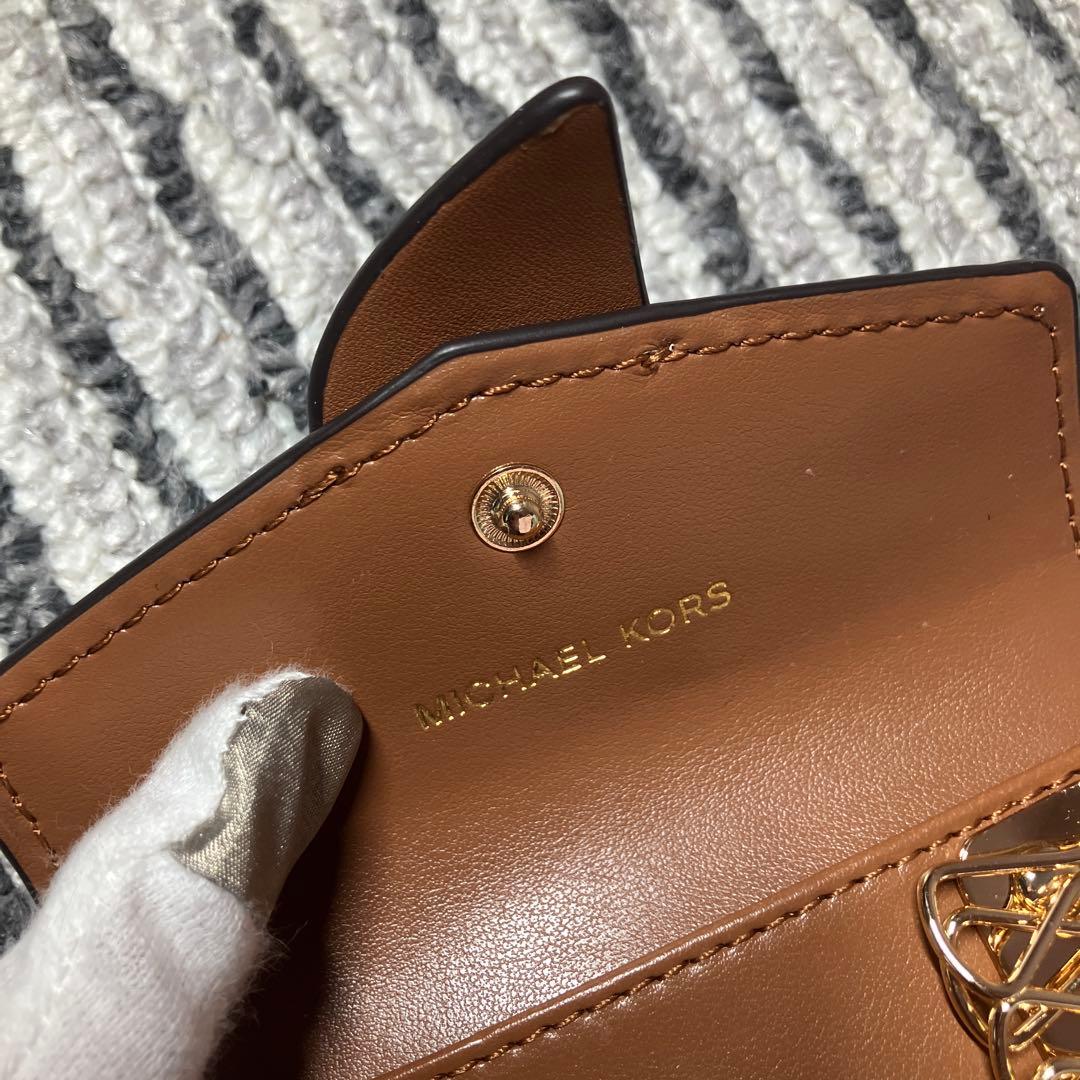 【新品】マイケルコース MKサークルロゴ マルチキーケース 6連 ホワイト