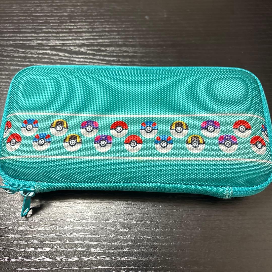 Nintendo Switch Lite とポケットモンスターカバー
