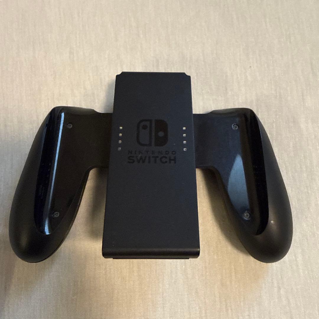 Nintendo Switch 本体と付属品セット（純正品ケース付き）