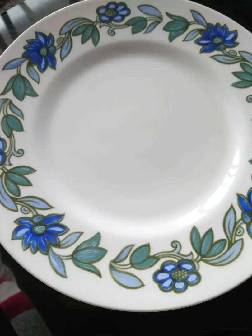 スージークーパー アートヌーボーブループレート 4枚