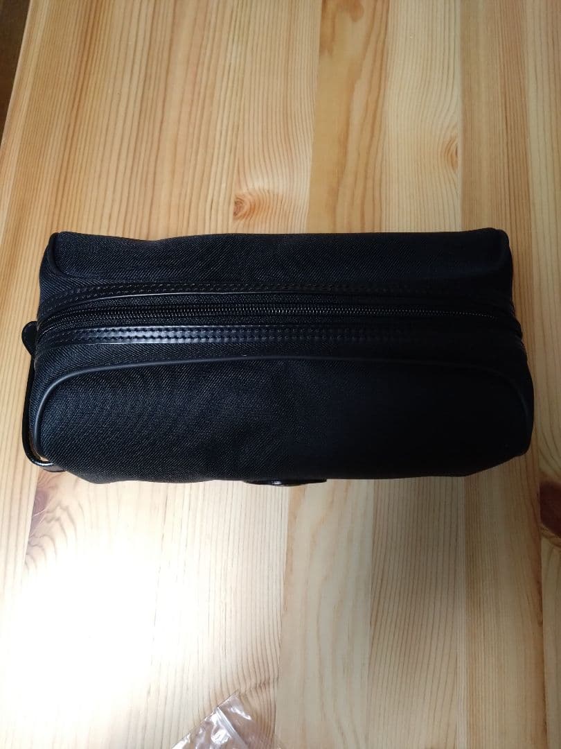 ハンティングワールドサファリ セカンドバッグ 黒