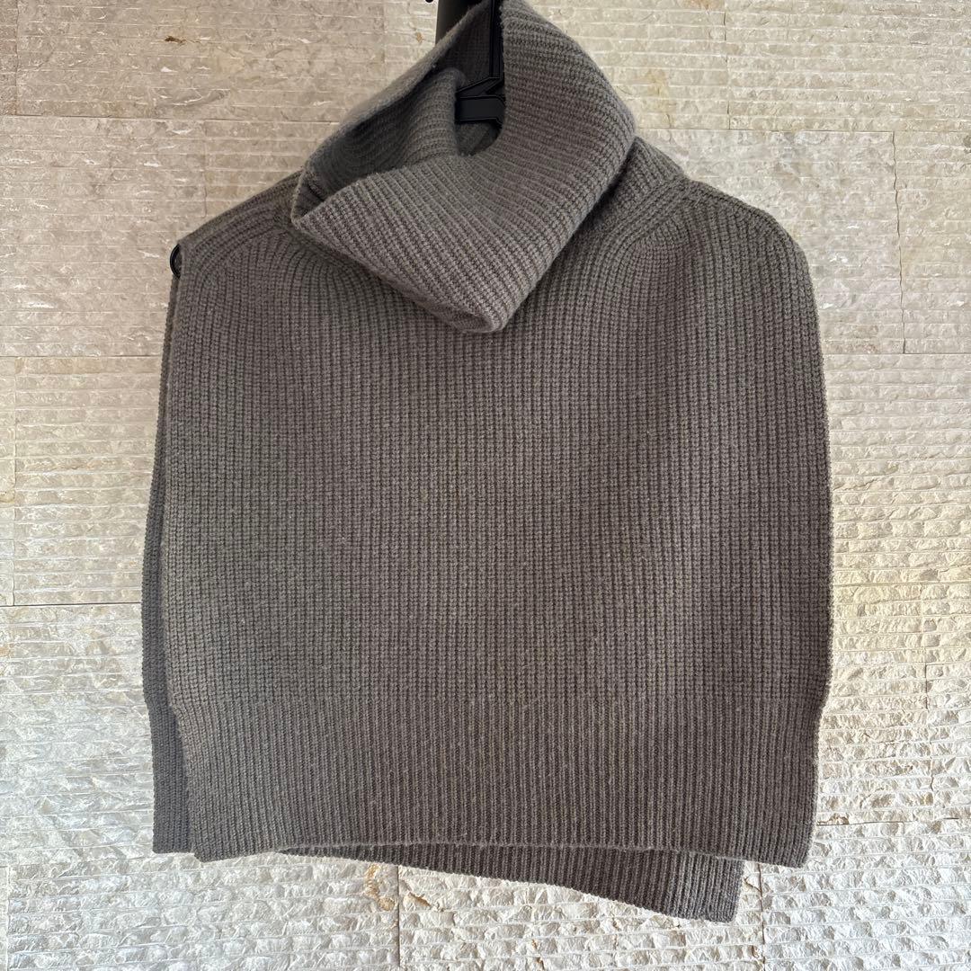 YVES SALOMON イヴ サロモン　フロントニットウェア