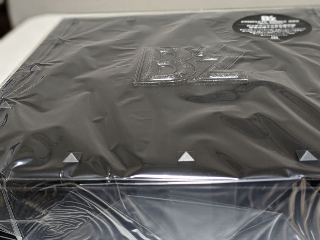 邦楽 B'z COMPLETE SINGLE BOX (Black Edition)