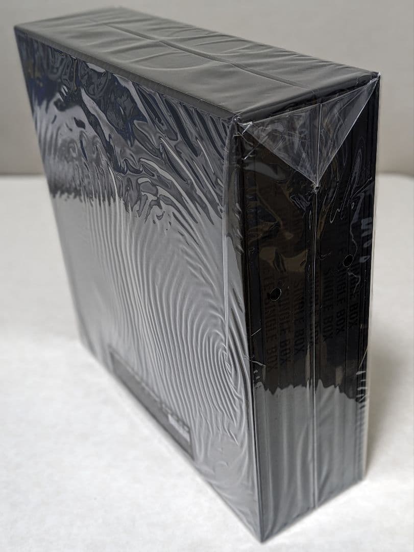邦楽 B'z COMPLETE SINGLE BOX (Black Edition)