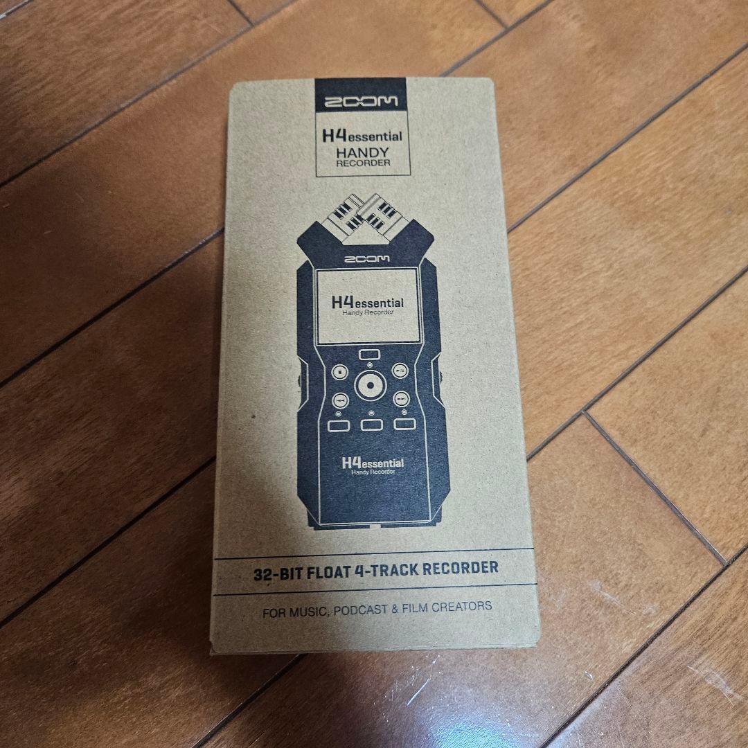 Zoom H4essential ハンディレコーダー