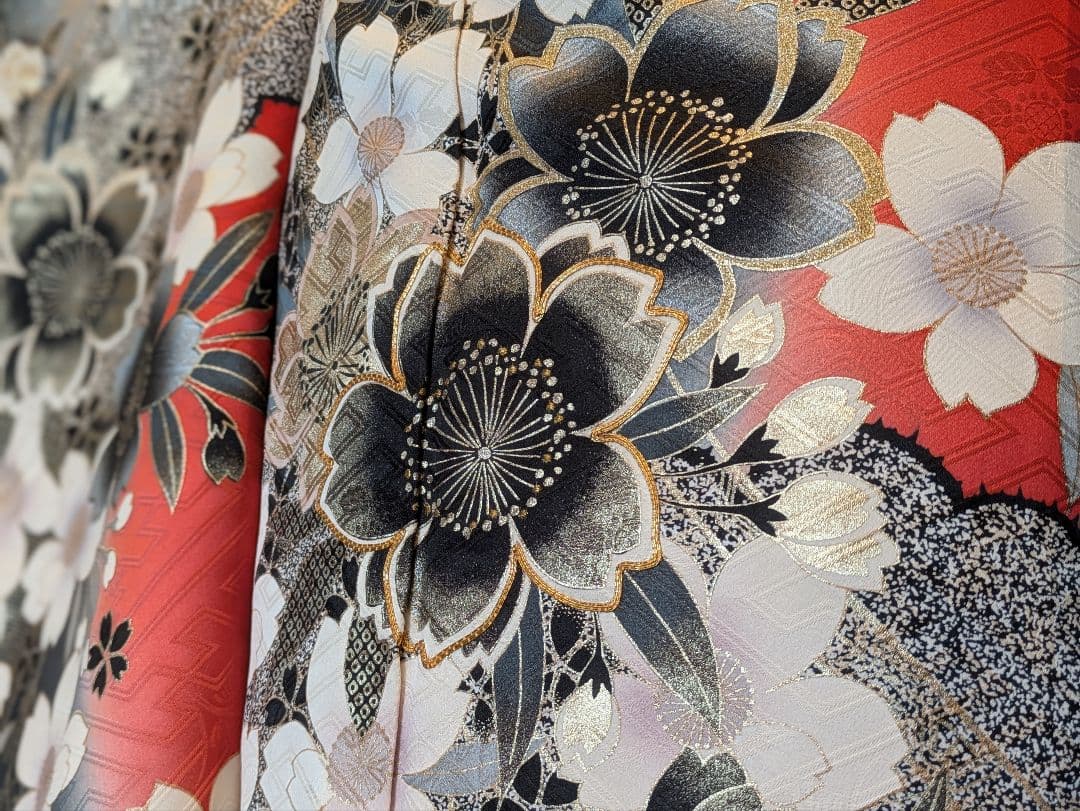 振袖フルセット 身丈162裄65.5 豪華振袖 金彩 赤 黒 逸品 成人式