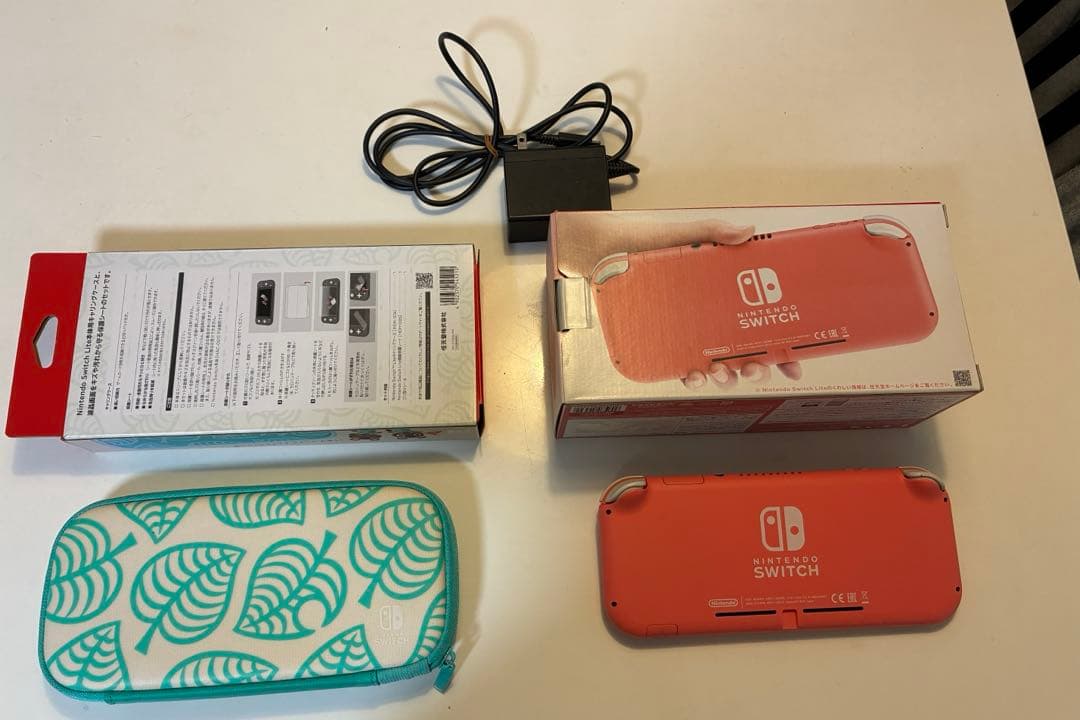 Nintendo Switch Lite ピンク 本体 充電器 ケース付