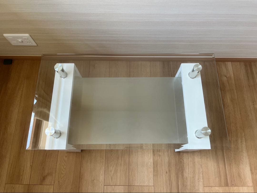 美品！モダンガラステーブル　送料込み