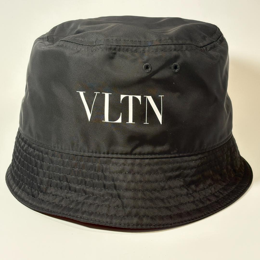極美品 ヴァレンティノ ガラヴァーニ ロゴ バケットハット 帽子 黒