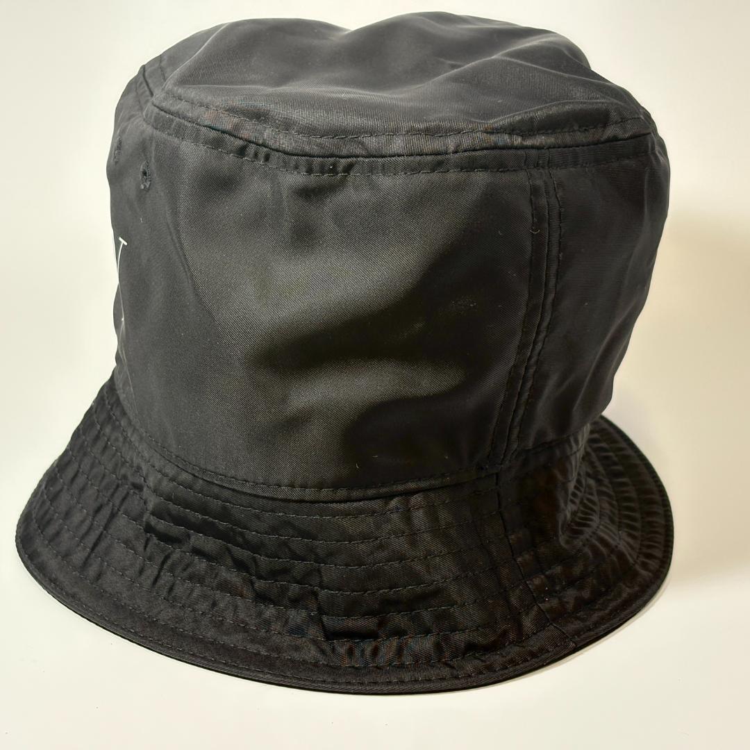 極美品 ヴァレンティノ ガラヴァーニ ロゴ バケットハット 帽子 黒