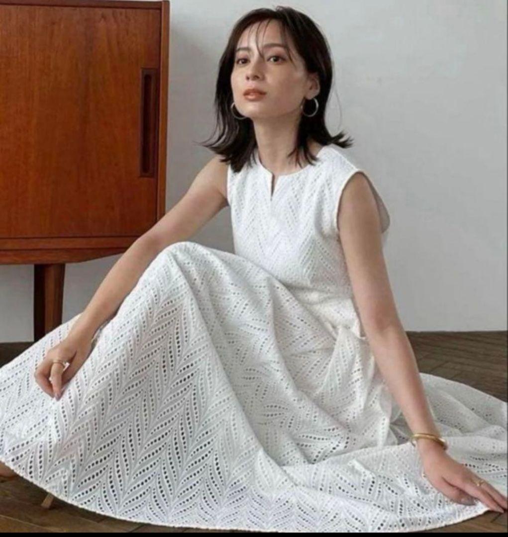 anuans カットワークレースマキシワンピース Sサイズ