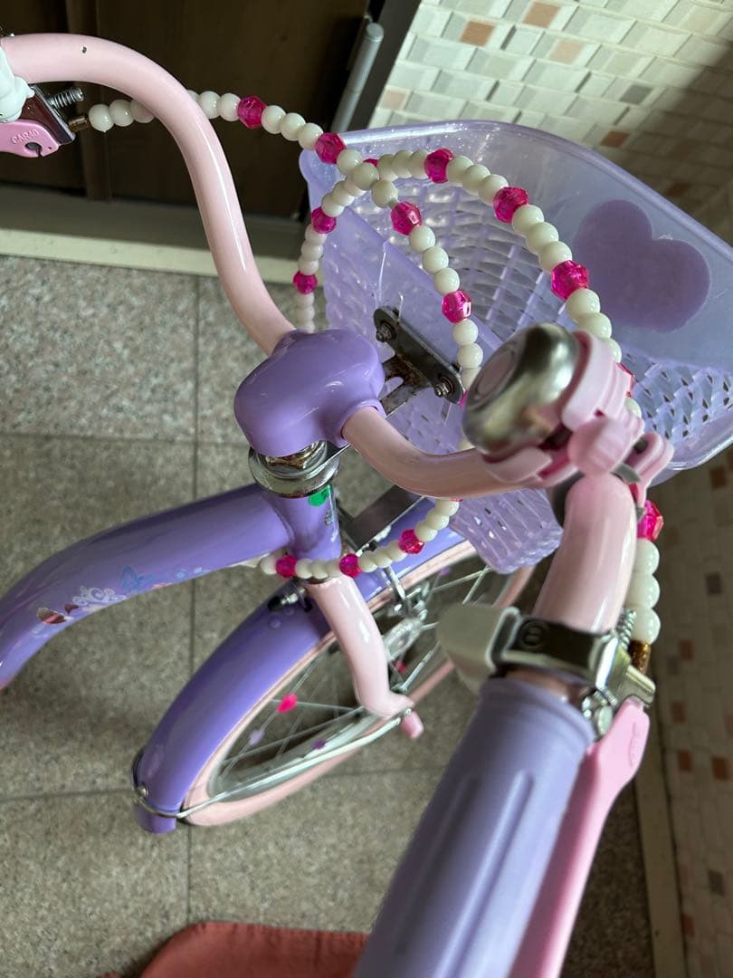 ソフィア　幼児用　自転車 三輪車　スタンド付き　補助輪付き　18センチ　中古品