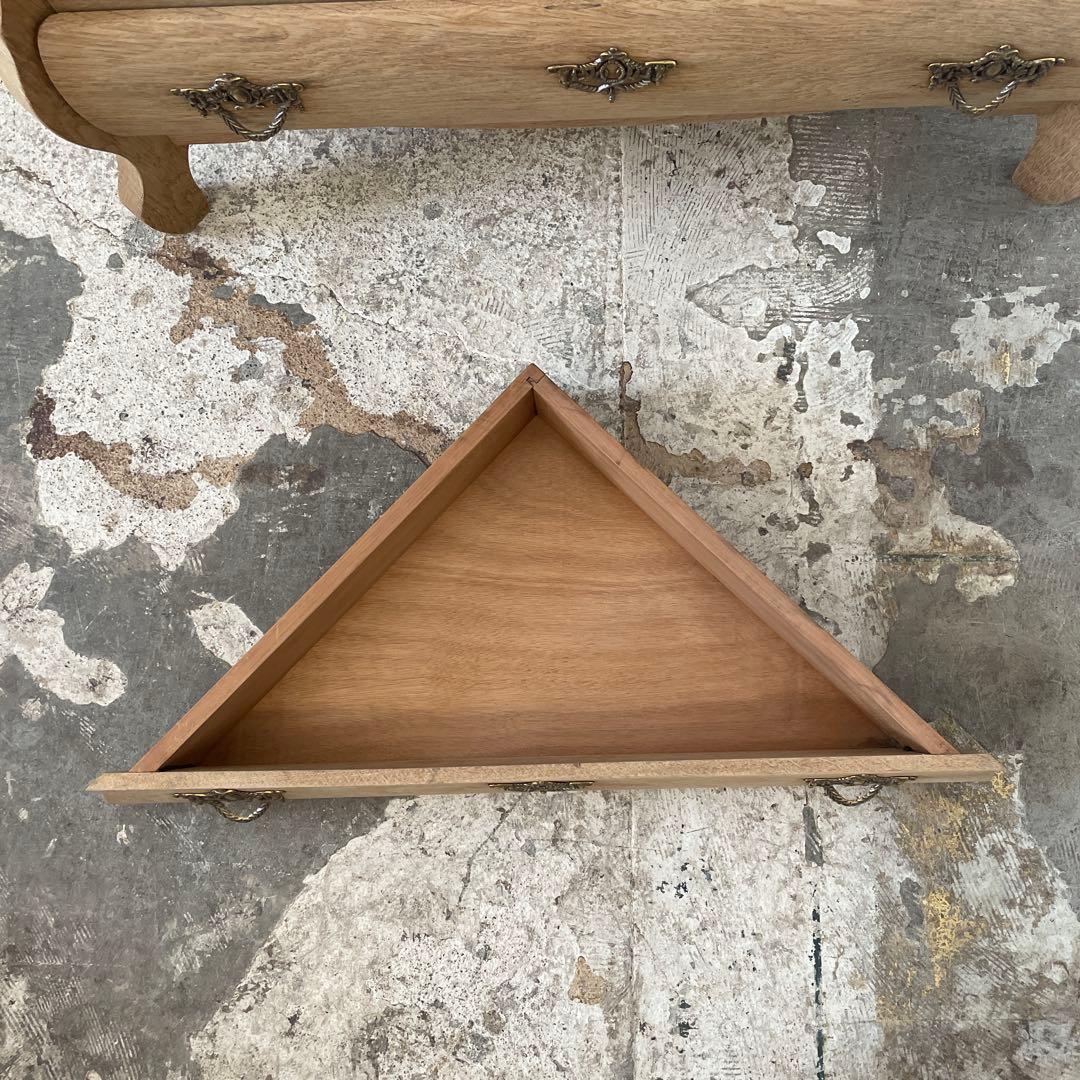 ビンテージ コーナーオープンチェストキャビネット 剥離