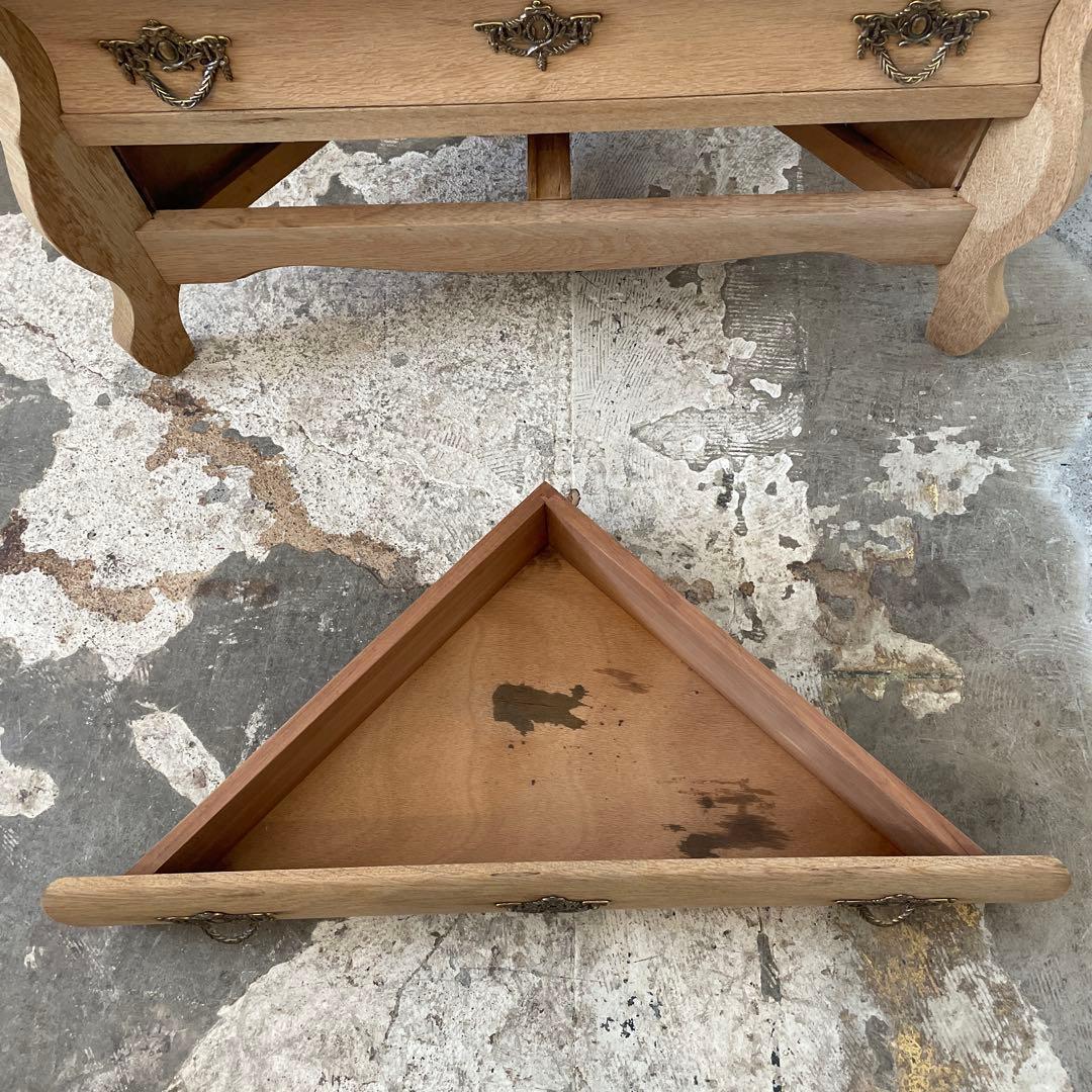 ビンテージ コーナーオープンチェストキャビネット 剥離