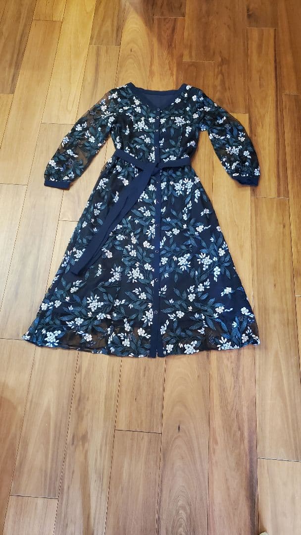 グレースコンチネンタルシースルーワンピース