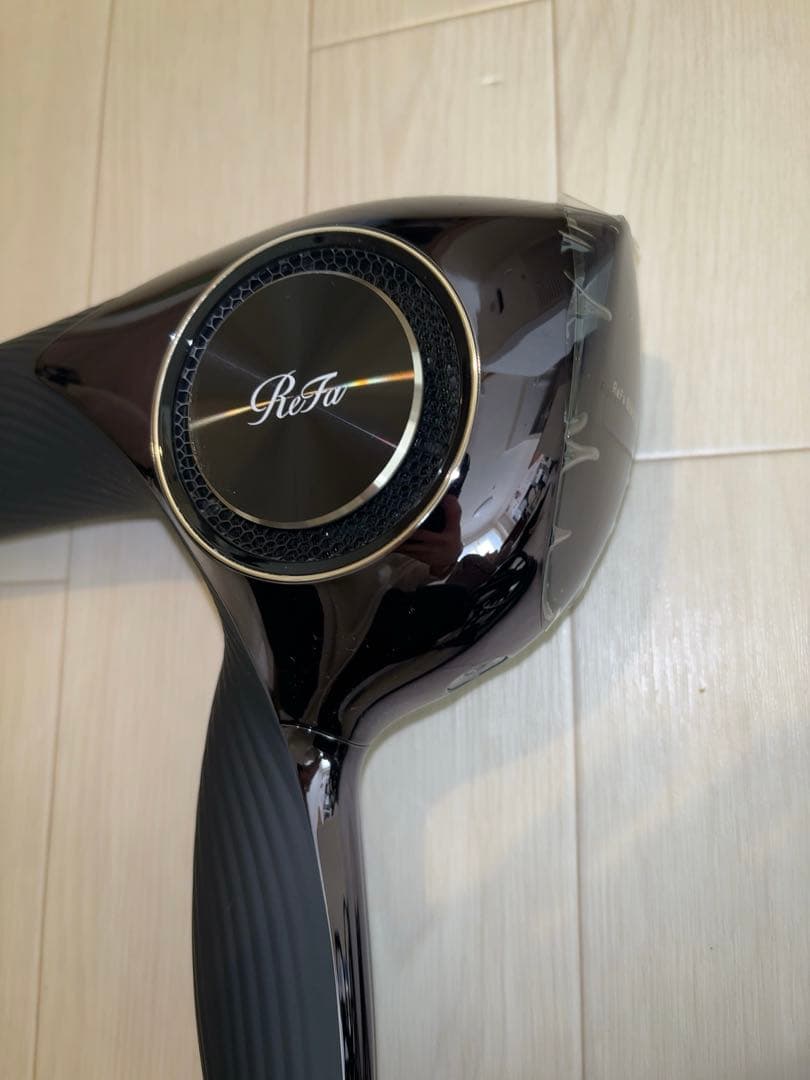 【美品】リファ ドライヤー