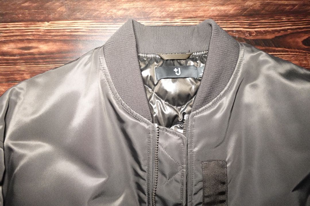 2021年製 ユニクロ ＋J ハイブリッドダウンオーバーサイズMA-1 Lサイズ