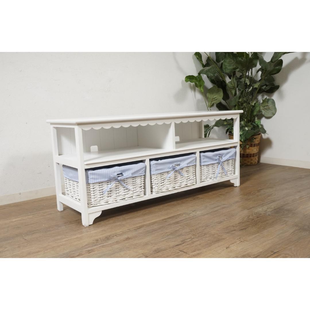 【新品】フリル風デザイン　 可愛い テレビボード　バスケット付き　アウトレット