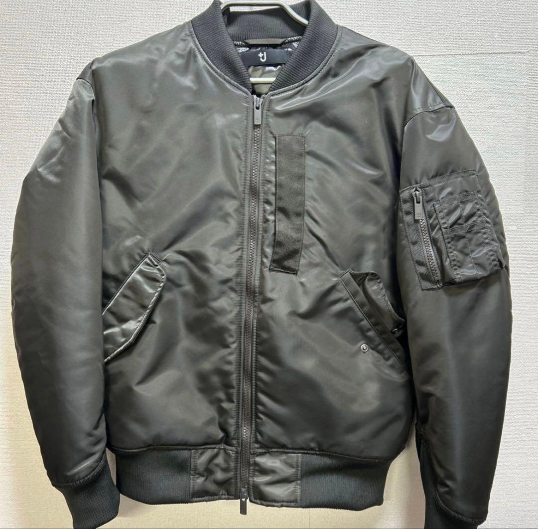 ユニクロ　+J ハイブリッドダウンオーバーサイズMA－1