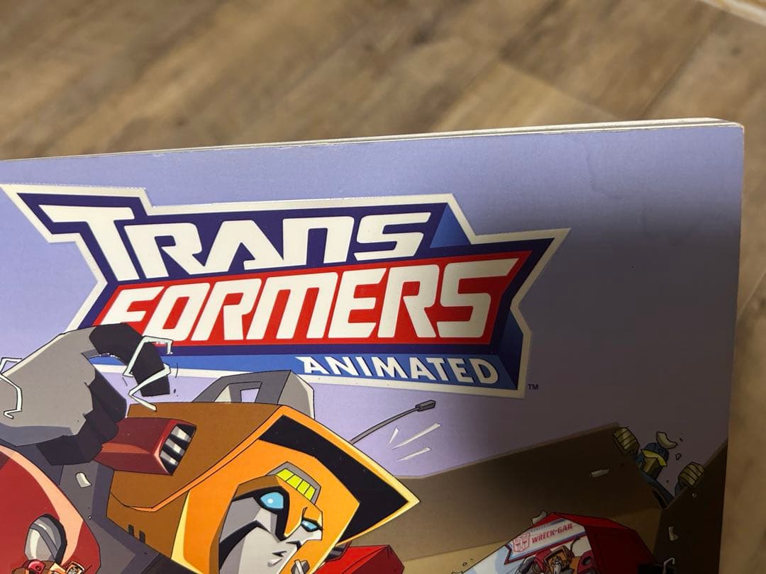 トランスフォーマー アニメイテッド　設定資料集　2冊セット　痛みあり