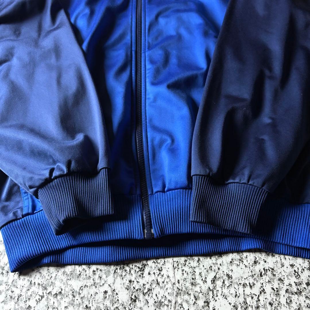 90sオールド アディダス　ビッグシルエット　トラックジャケット　ジャージ