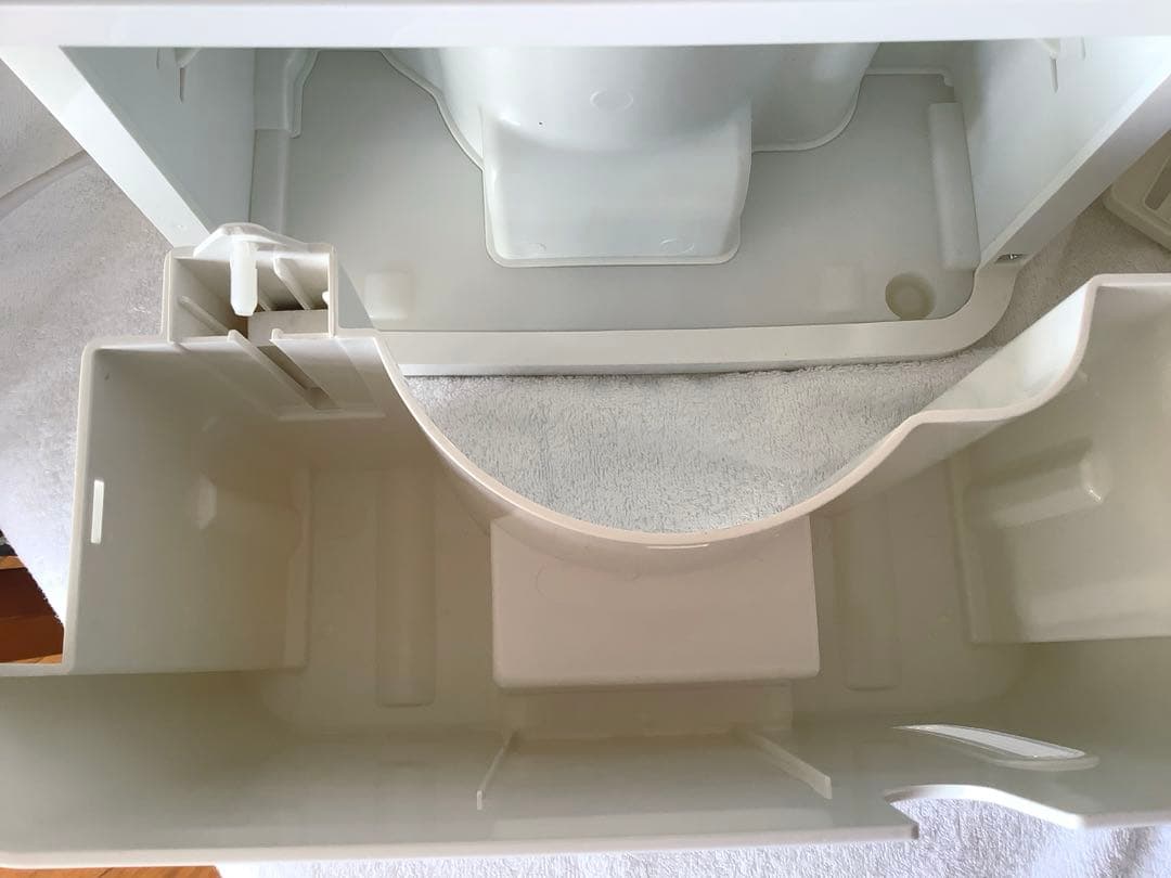 アイリスオーヤマ　美品　衣類乾燥除湿機　DCE-6515 取扱説明書付き　室内用