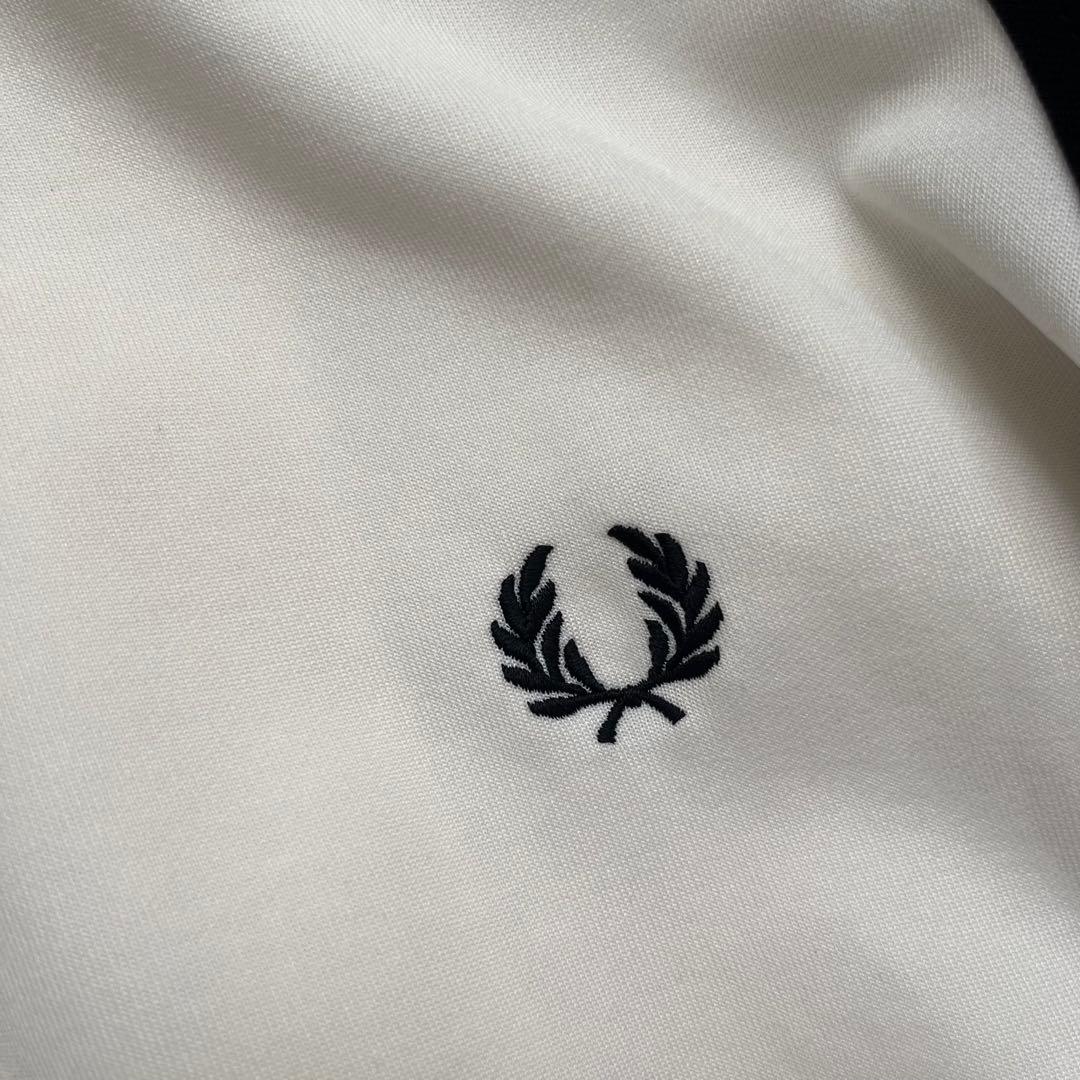 希少フレッドペリー ジップアップ　トラックジャケット ホワイト/ブラック