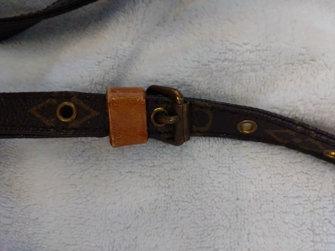 LOUIS VUITTON ポシェット