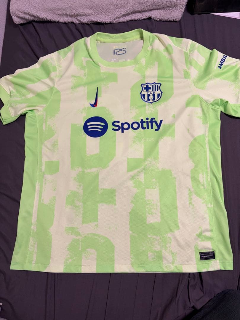 FC Barcelona Lamine Yamal 19番シャツ