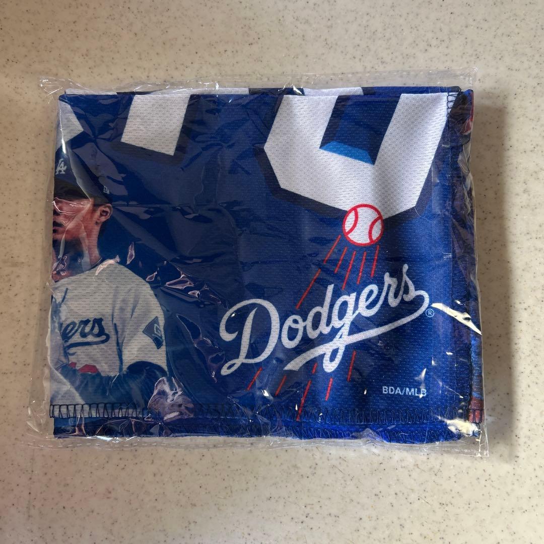 ドジャースファンクラブ入会グッズ《大谷翔平ボブルヘッド付き》