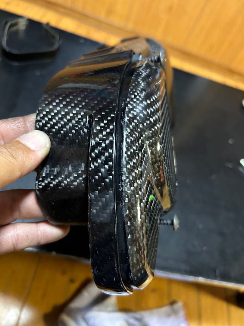 沖縄からアドレスＶ１２５シリーズリアルカーボンクランクケースカバーワンオフ