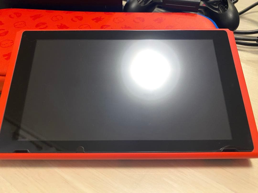 Nintendo Switch マリオレッド本体　別:付属品一式　箱無し