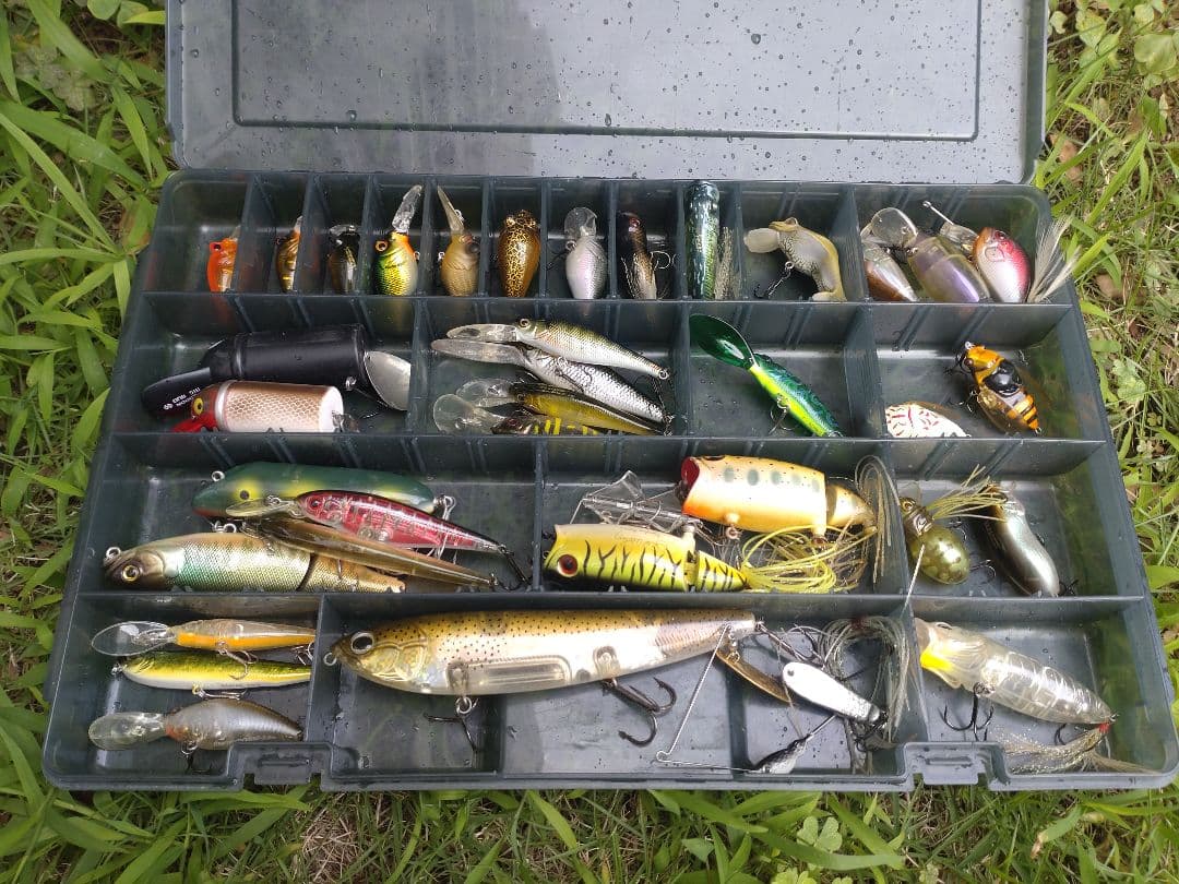 ゆ*ん様 メイホウ　MEIHO VS-8050 　タックルボックス　限定　Meg