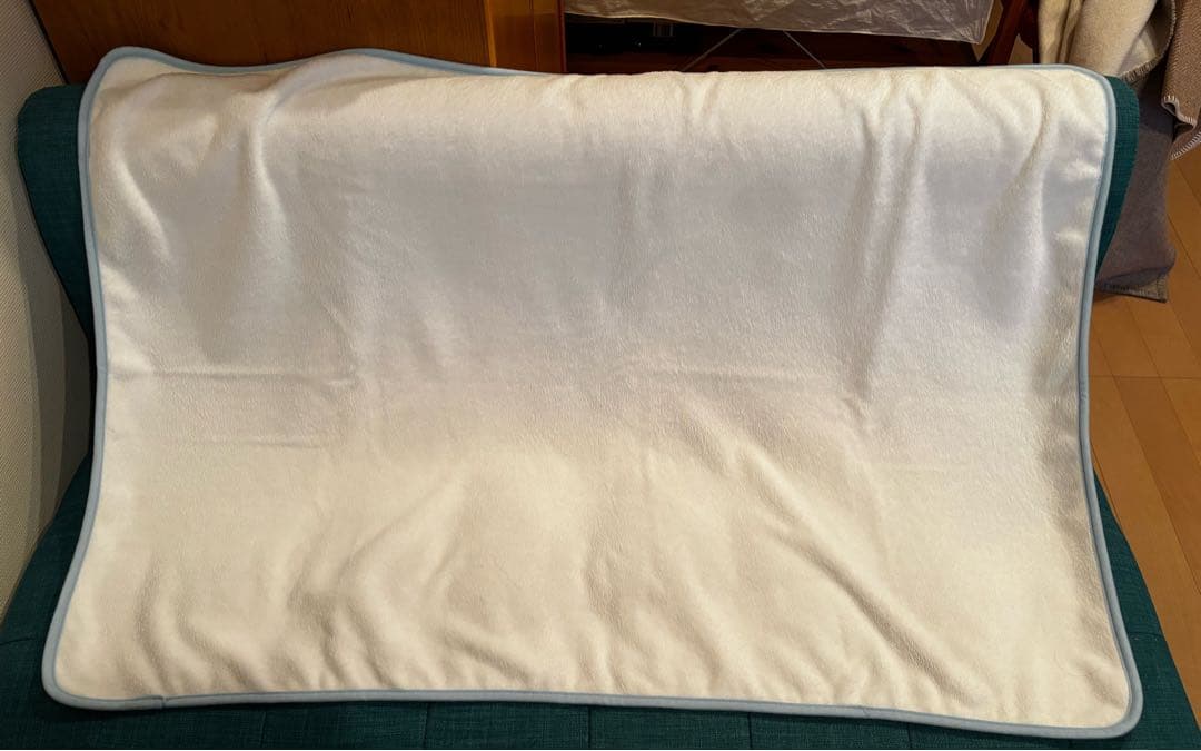 鳥羽水族館　ラッコメモリアルBOOK &ブランケット