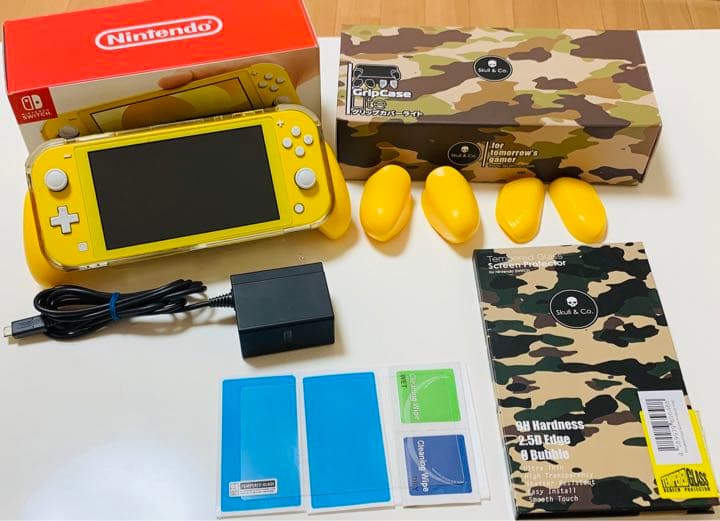 【美品】Nintendo Switch LITE イエロー＋フィルム＋グリップ