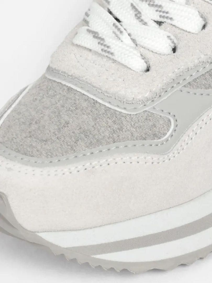 クラリスさま専用ウェッジソールグリッタースニーカー　スポーツサンダル２点セット