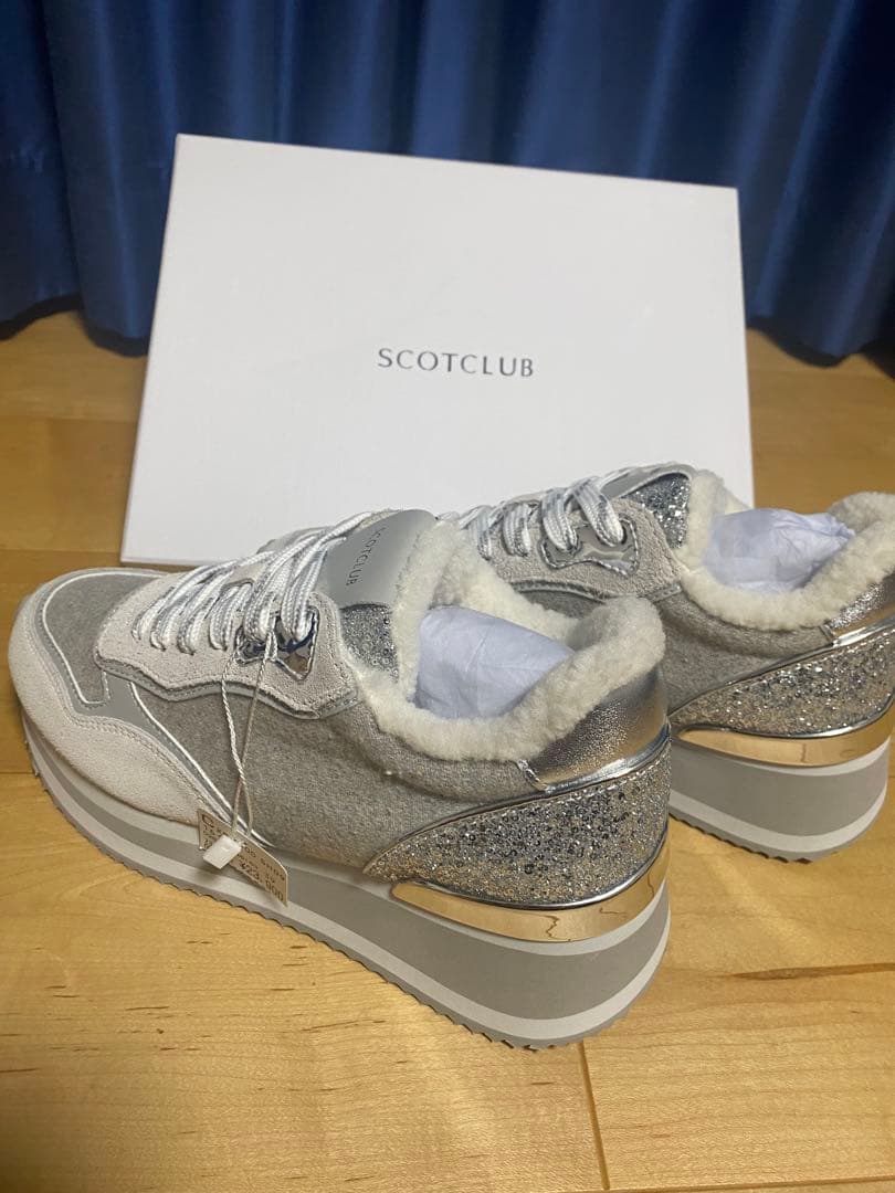 クラリスさま専用ウェッジソールグリッタースニーカー　スポーツサンダル２点セット