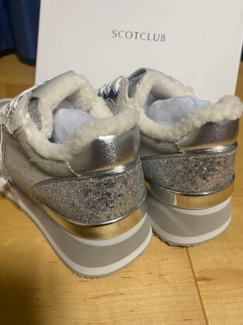 クラリスさま専用ウェッジソールグリッタースニーカー　スポーツサンダル２点セット