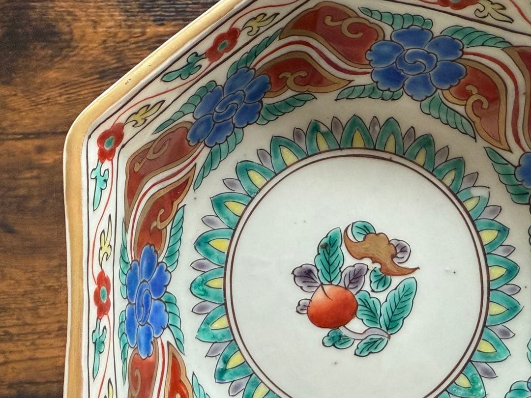 江戸後期、古伊万里、色絵金彩七角なます皿、かなり上手の品、丁寧に梱包して匿名発送