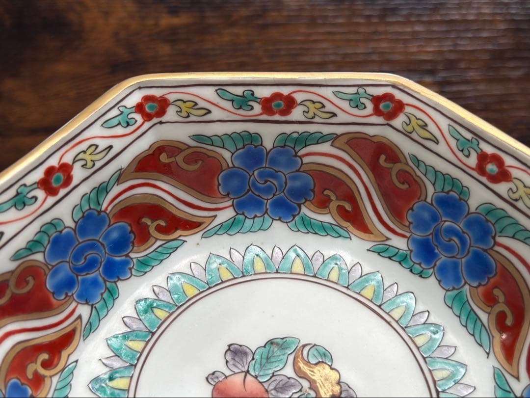 江戸後期、古伊万里、色絵金彩七角なます皿、かなり上手の品、丁寧に梱包して匿名発送