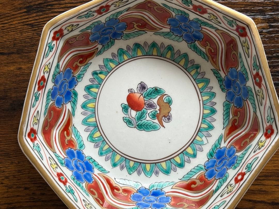 江戸後期、古伊万里、色絵金彩七角なます皿、かなり上手の品、丁寧に梱包して匿名発送